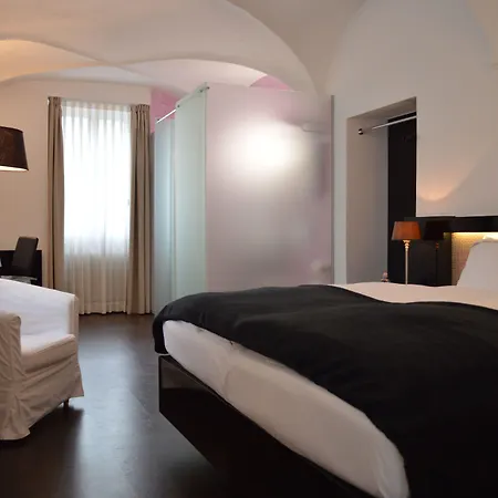 Boutique La Rinascente Otel 3*