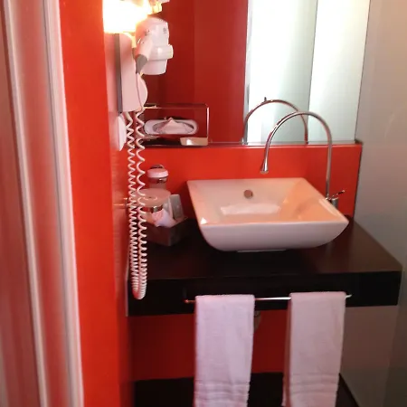 מלון Boutique La Rinascente 3*