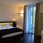 Boutique La Rinascente 3*